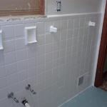pink & blue, after (note soap dishes & towel bar reglazed) 